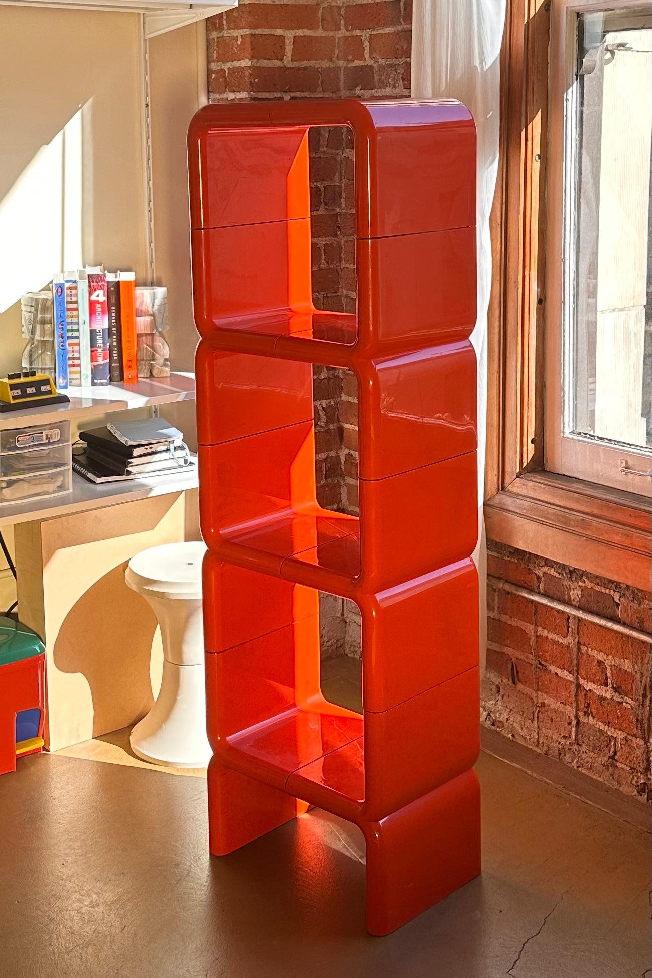 Orange Umbo Shelf – Euro Source
